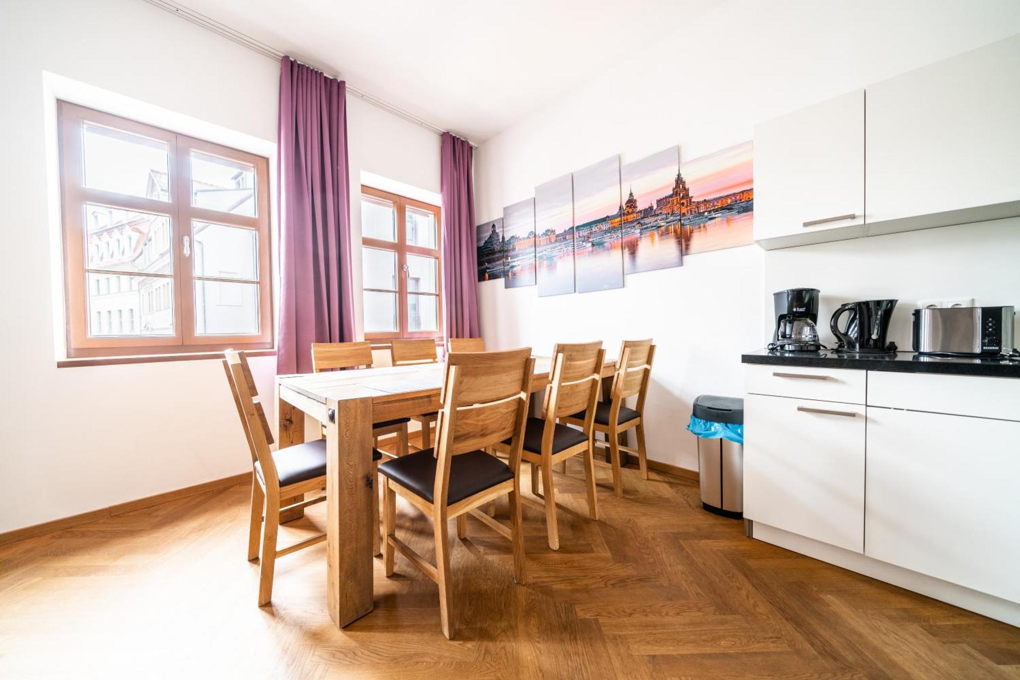 Familienapartment An Der Frauenkirche Dresden Bagian luar foto